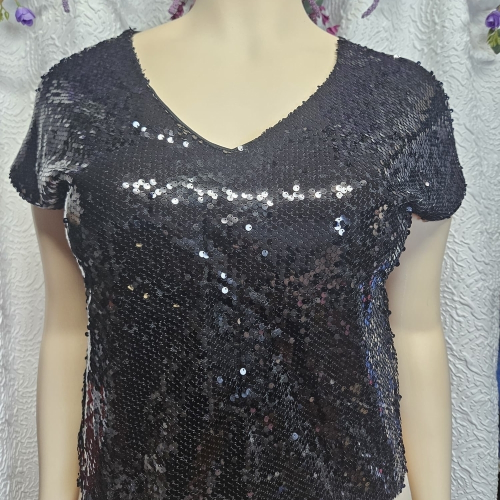 Lavish Black Sequin Short Sleeve Tee